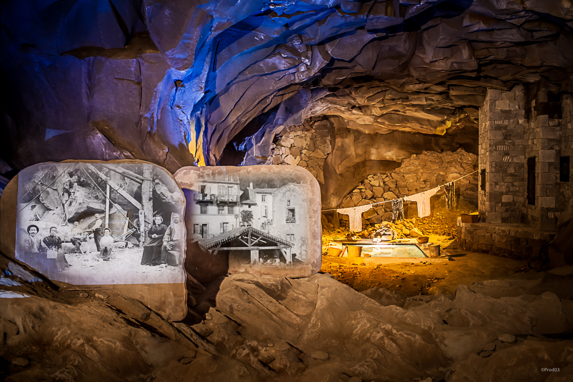 Grotte De La Pierre De Volvic Avis Grotte de la Pierre de Volvic • 63530 Volvic • Site touristique • Henri Trip